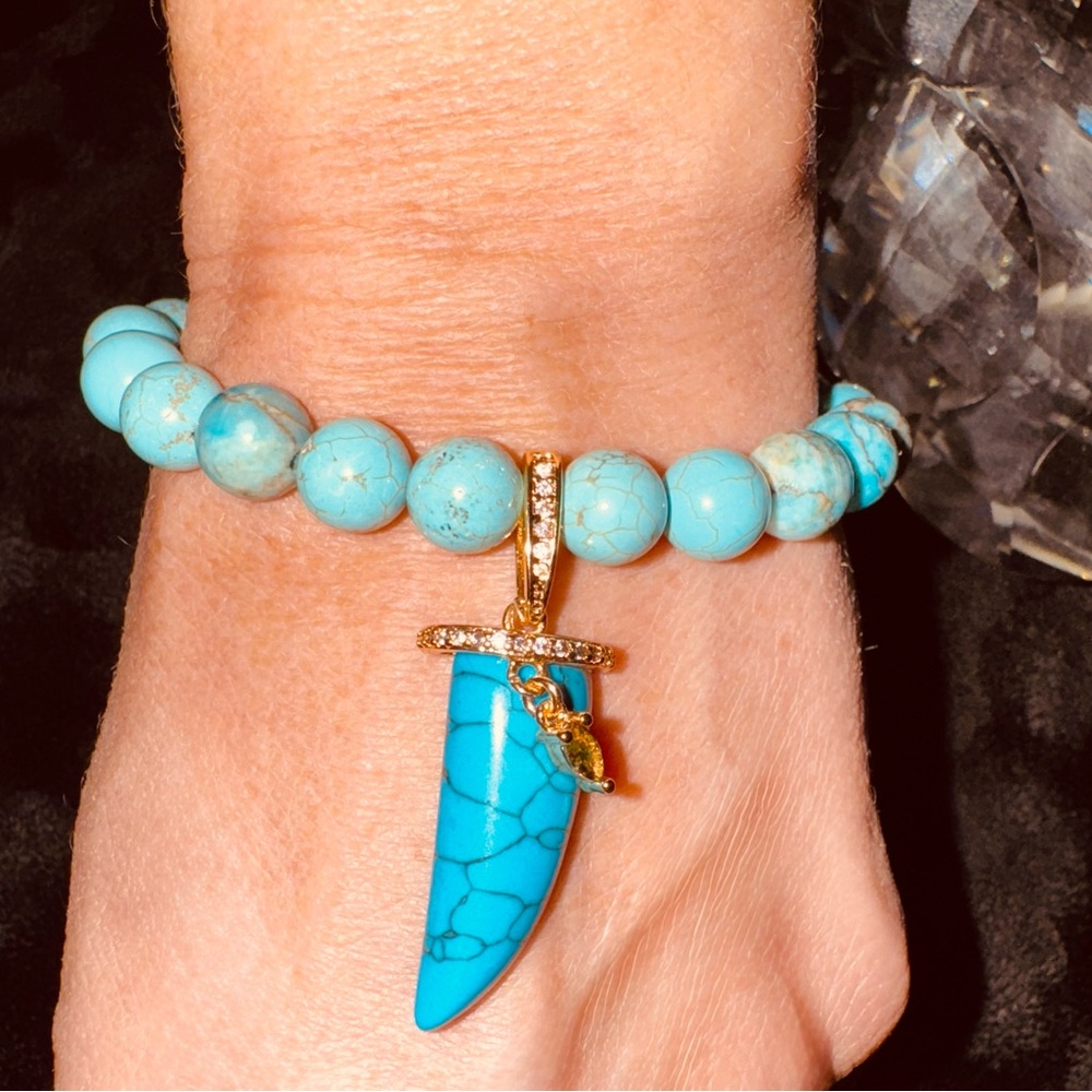 Turquoise Beaded Bracelet with Gold Accents
